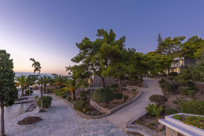 Lalibay Resort & Spa image