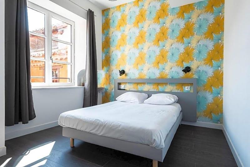 Le Couvent Hostel image