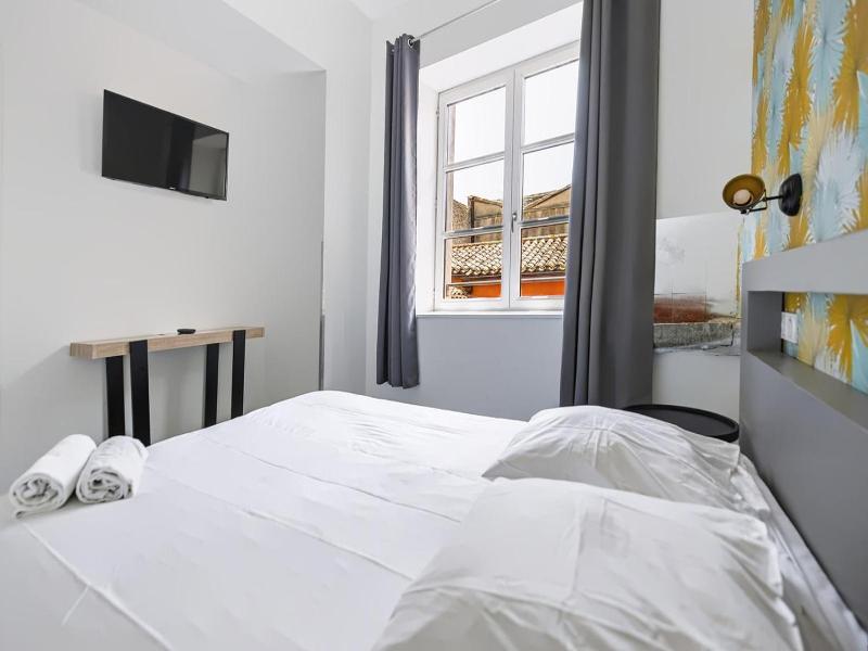 Le Couvent Hostel image