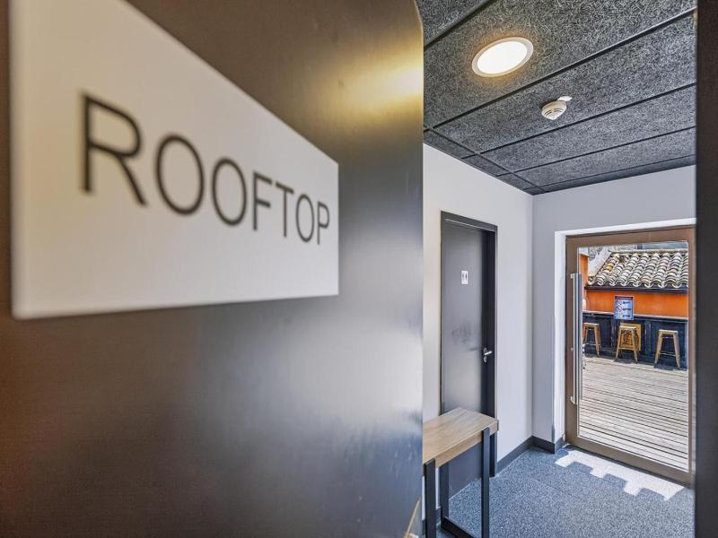 Le Couvent Hostel image