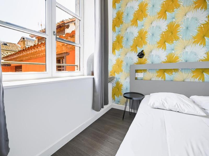 Le Couvent Hostel image