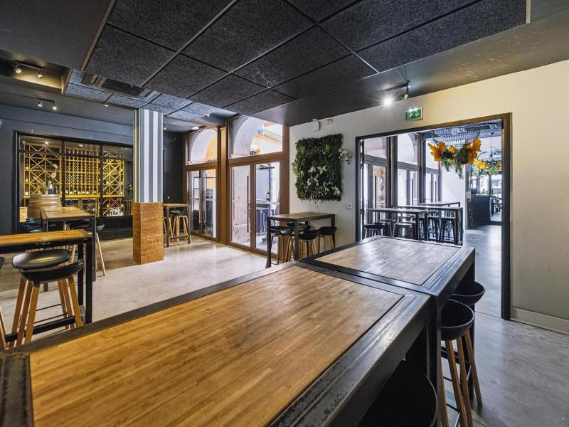 Le Couvent Hostel image