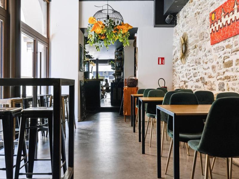 Le Couvent Hostel image