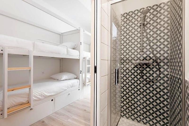 Le Couvent Hostel image