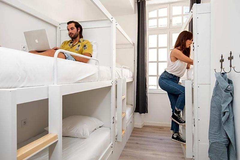Le Couvent Hostel image