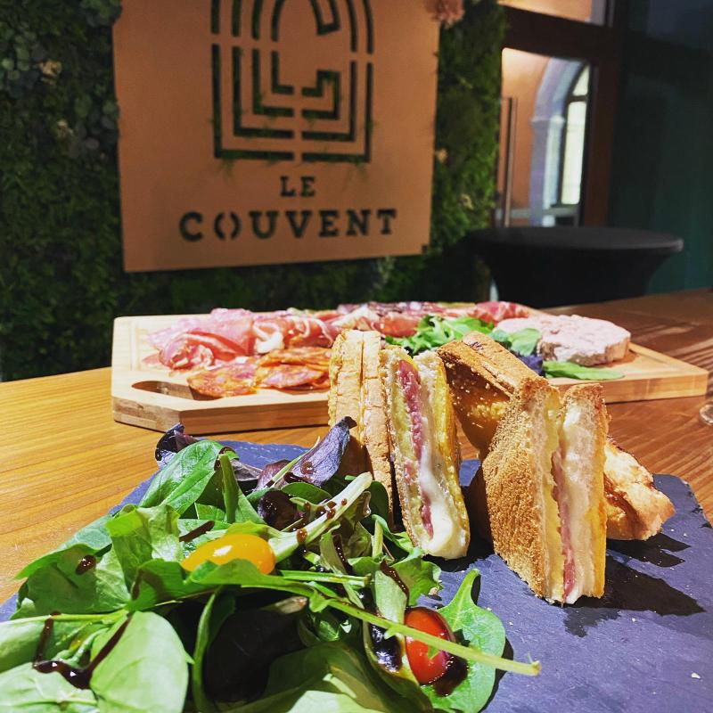Le Couvent Hostel image