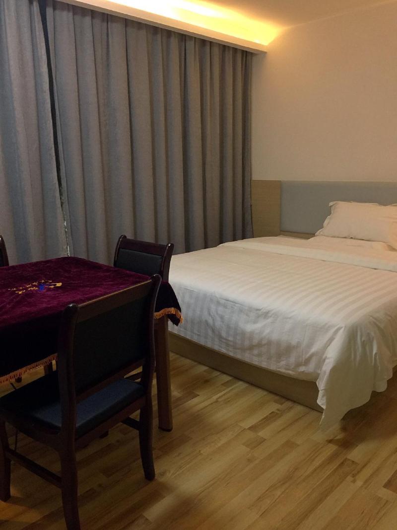 7 Days InnÂ·Huaihua Zhijiang Street