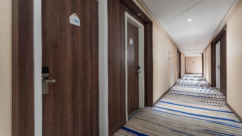 Holiday Inn Express Yinchuan Downtown image