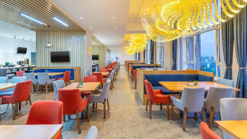 Holiday Inn Express Yinchuan Downtown image