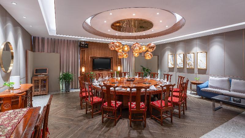 Holiday Inn Express Yinchuan Downtown image