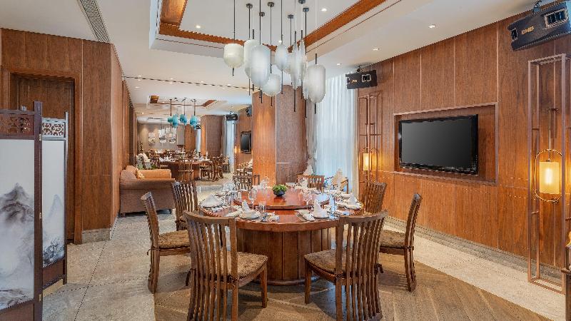 Holiday Inn Express Yinchuan Downtown image