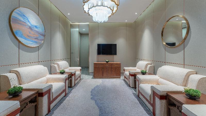 Holiday Inn Express Yinchuan Downtown image