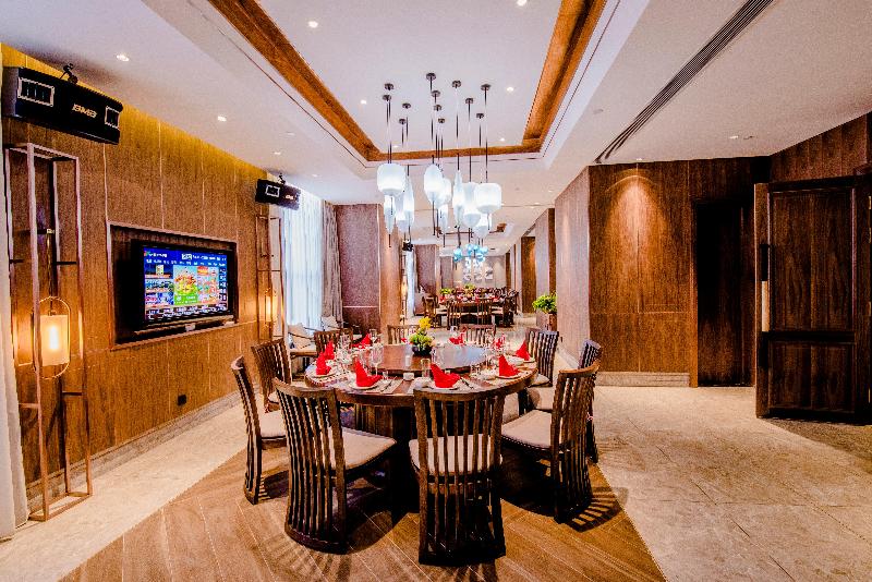 Holiday Inn Express Yinchuan Downtown image