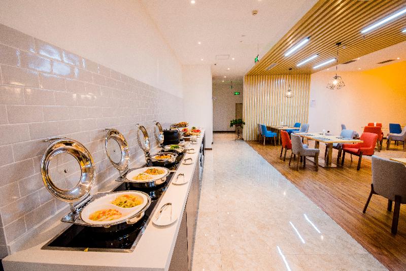 Holiday Inn Express Yinchuan Downtown image