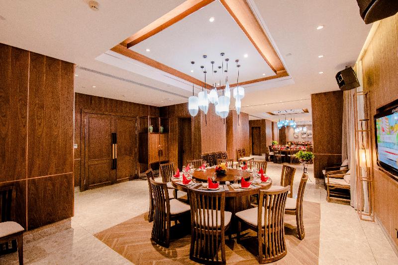 Holiday Inn Express Yinchuan Downtown image