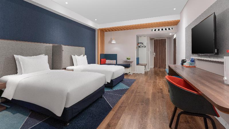 Holiday Inn Express Yinchuan Downtown image