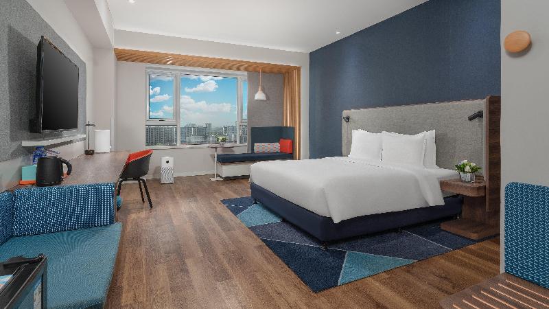 Holiday Inn Express Yinchuan Downtown image