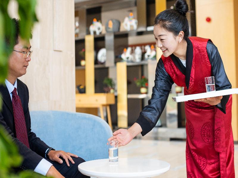 Holiday Inn Express Litang image