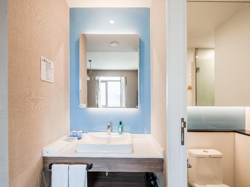 Holiday Inn Express Litang image