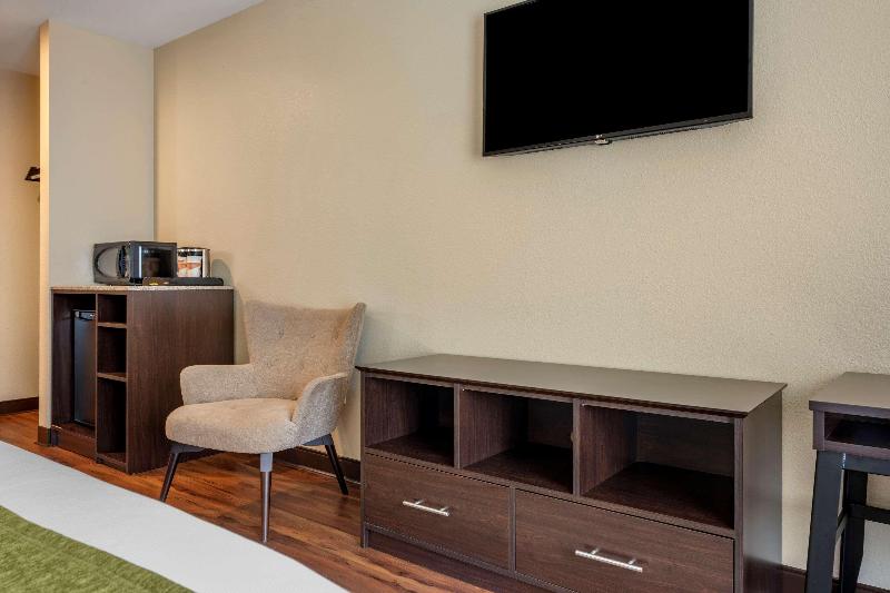 Comfort Inn Connellsvill image