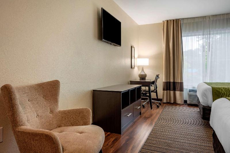 Comfort Inn Connellsvill image