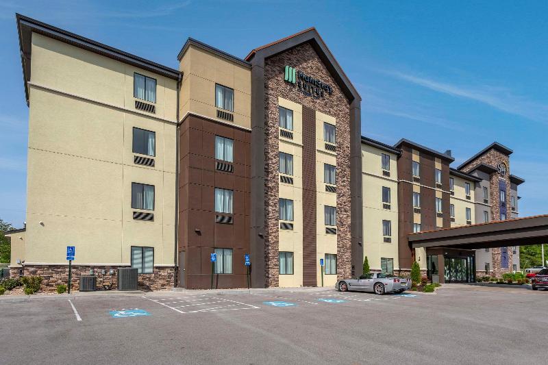 Mainstay Suites Bowling Green North image