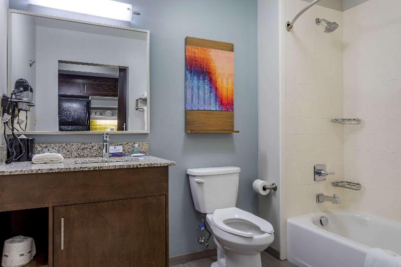 Mainstay Suites Bowling Green North image