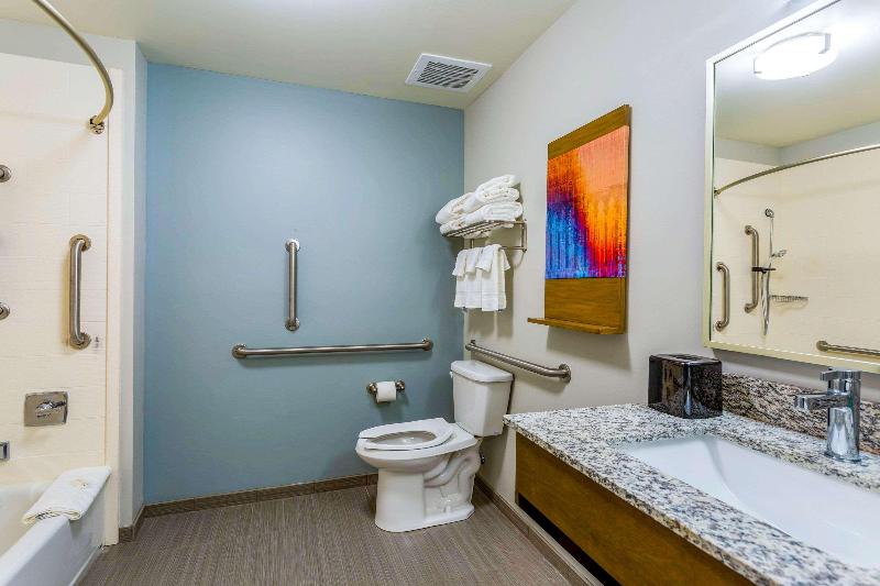 Mainstay Suites Bowling Green North image