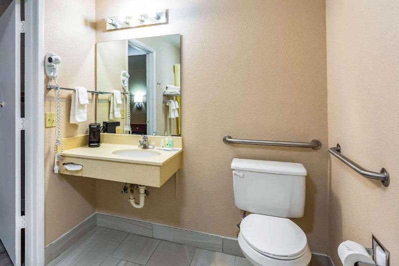 Quality Inn Quincy - Tallahassee West image