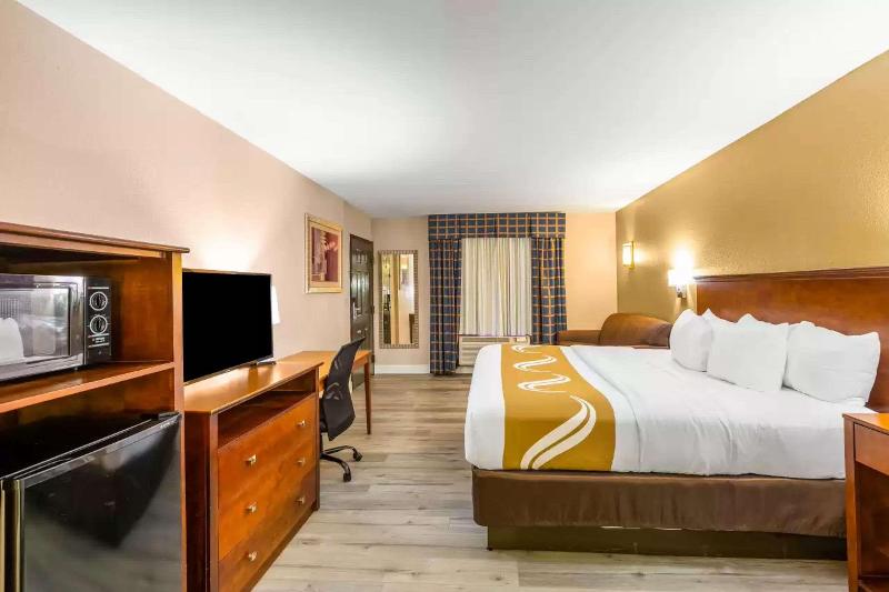 Quality Inn Quincy - Tallahassee West image
