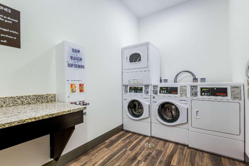 Mainstay Suites Winfield Teays Valley image
