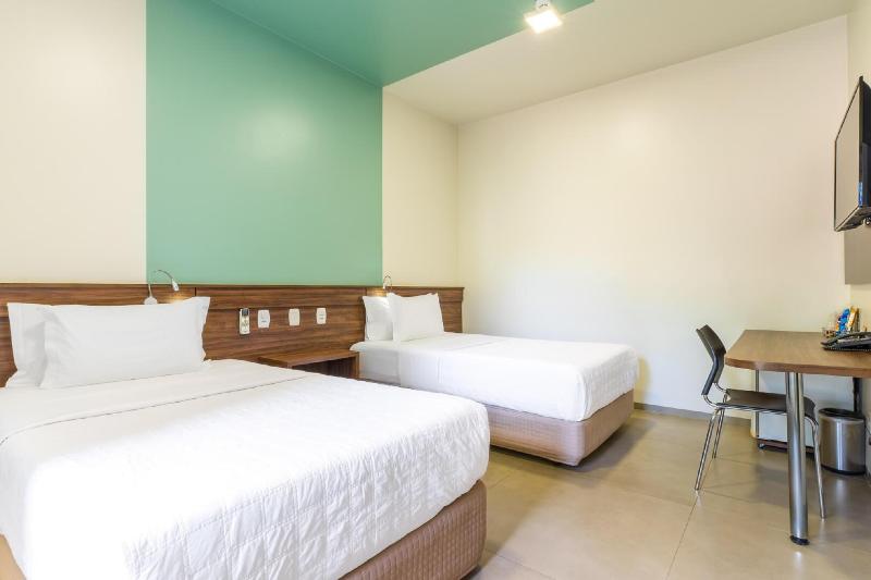 Hotel Ucayali image