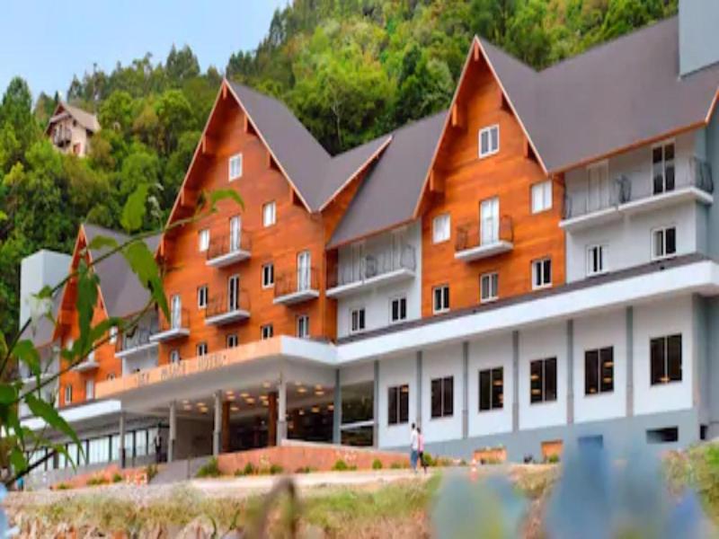 Sky Palace Hotel