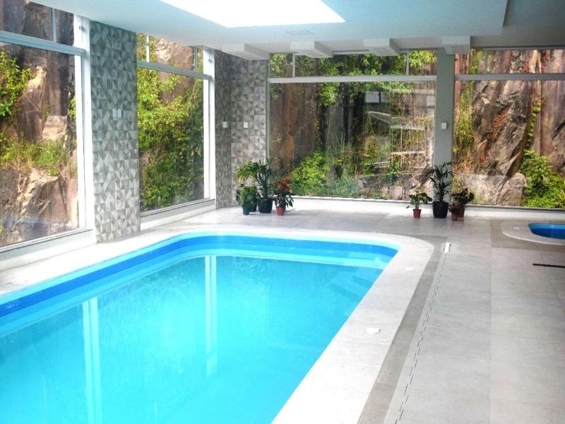 Sky Palace Hotel