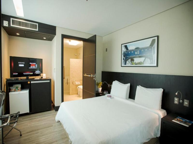 Hotel Park Tower Savassi image