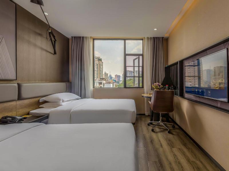 IU Hotel·Kunming Yuantong Mountain Cuihu Park — photo 3