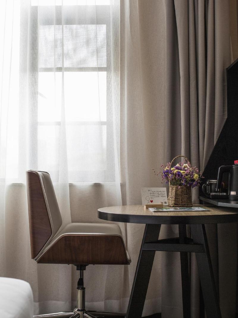 IU Hotel·Kunming Yuantong Mountain Cuihu Park — photo 4