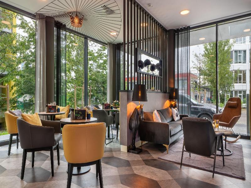 Holiday Inn - the niu, Fury Aschheim Messe image
