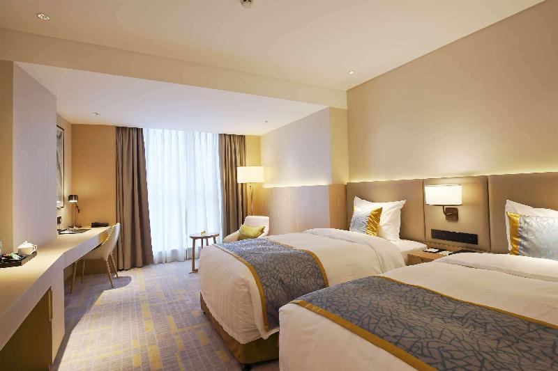 Howard Johnson By Wyndham Glory Plaza Chenghai image