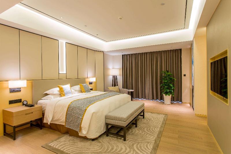 Howard Johnson By Wyndham Glory Plaza Chenghai image