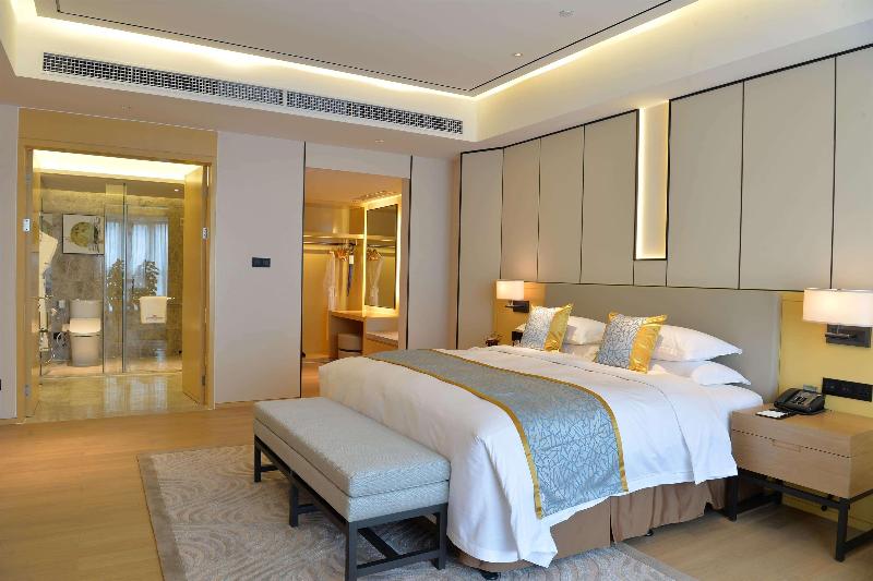 Howard Johnson By Wyndham Glory Plaza Chenghai image