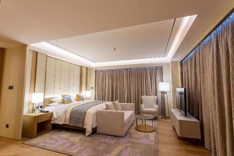 Howard Johnson By Wyndham Glory Plaza Chenghai image