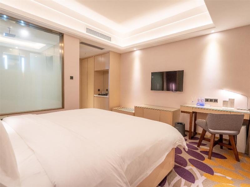 Lavande Hotels Zhongshan Tanzhou image