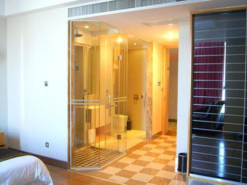 ROYAL PRINCE HOTEL image