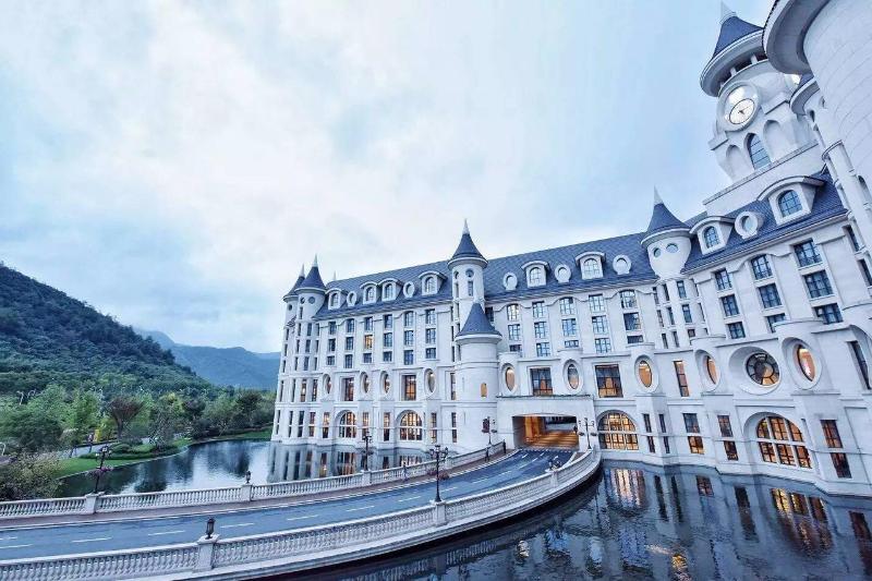 Yin Run Jin Jiang Castle Hotel image