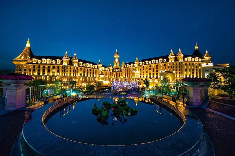Yin Run Jin Jiang Castle Hotel image