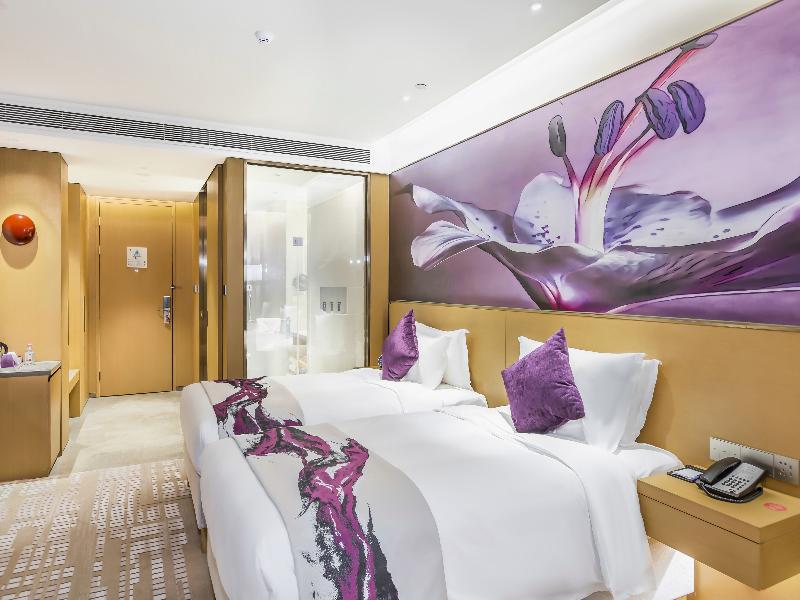 Novotel Zhengzhou Airport Hotel image