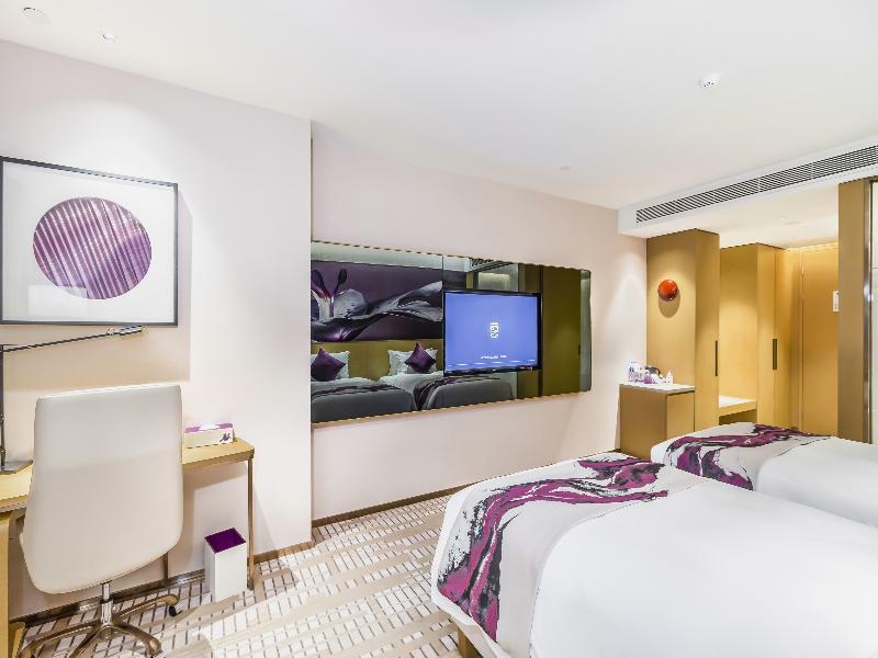 Novotel Zhengzhou Airport Hotel image