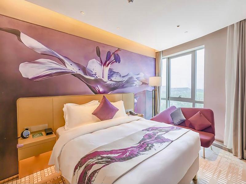 Novotel Zhengzhou Airport Hotel image