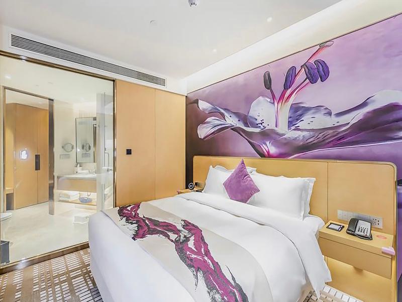 Novotel Zhengzhou Airport Hotel image
